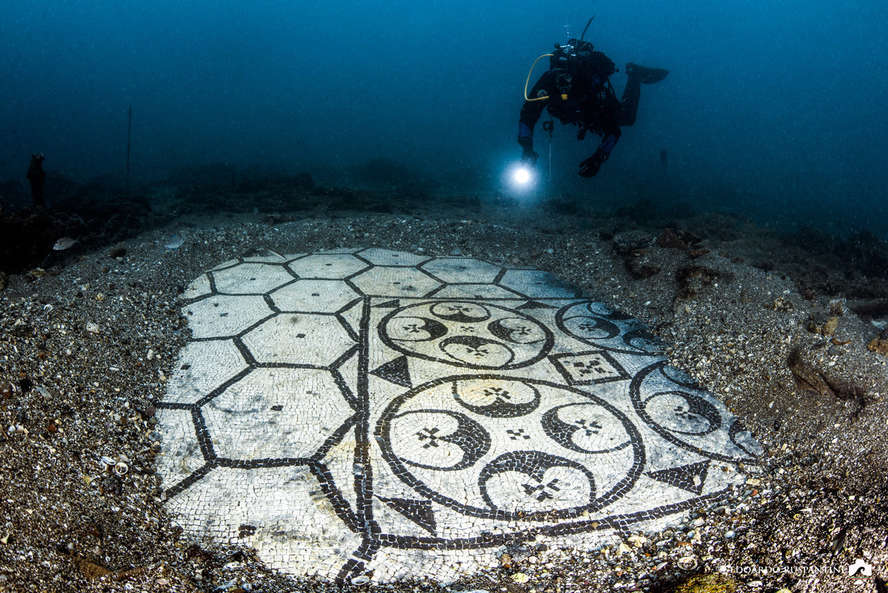 Italy | Diving among ancient ruins where Romans used to party - The  Mediterranean Observer